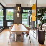 Paris Velizy Отель Мёдон