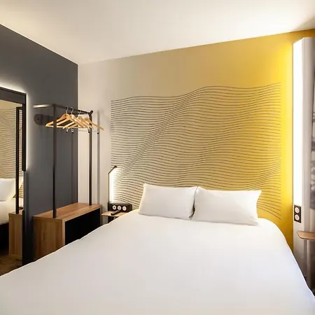 Paris Velizy 酒店 默东