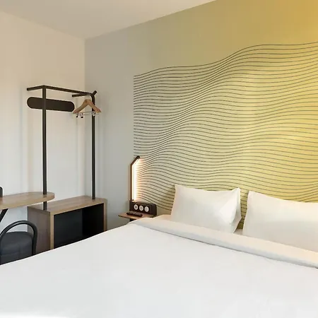 Paris Velizy Meudon