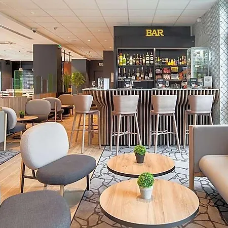 Paris Velizy 3*